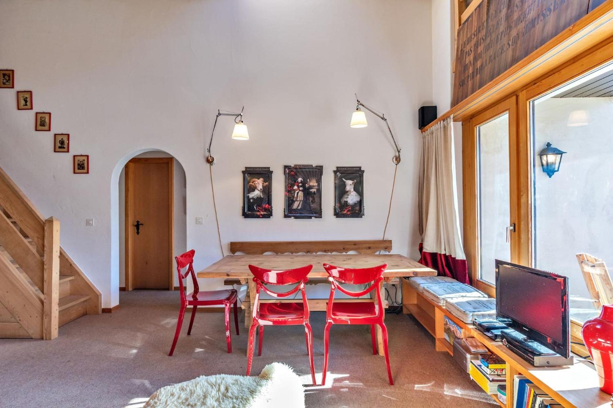 Chesa Panorama B - La Punt Apartment Exterior photo